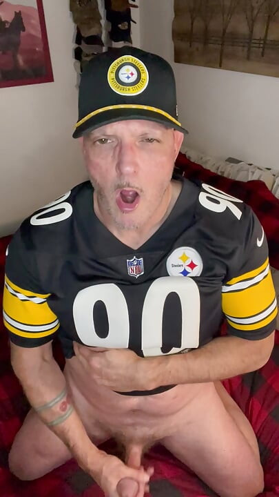 Football Fan Daddy Jacking Off with Cumshot