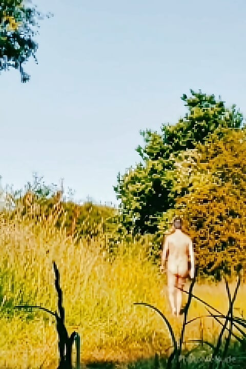 Compilation Outdoor Nudity, Masturbation, Pee & Ass Images