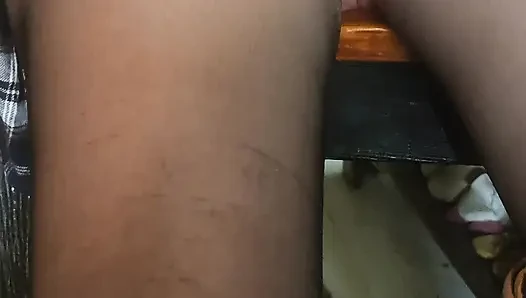 Gadis baik-baik joi hump kakiku yang penuh nilon seperti kamu