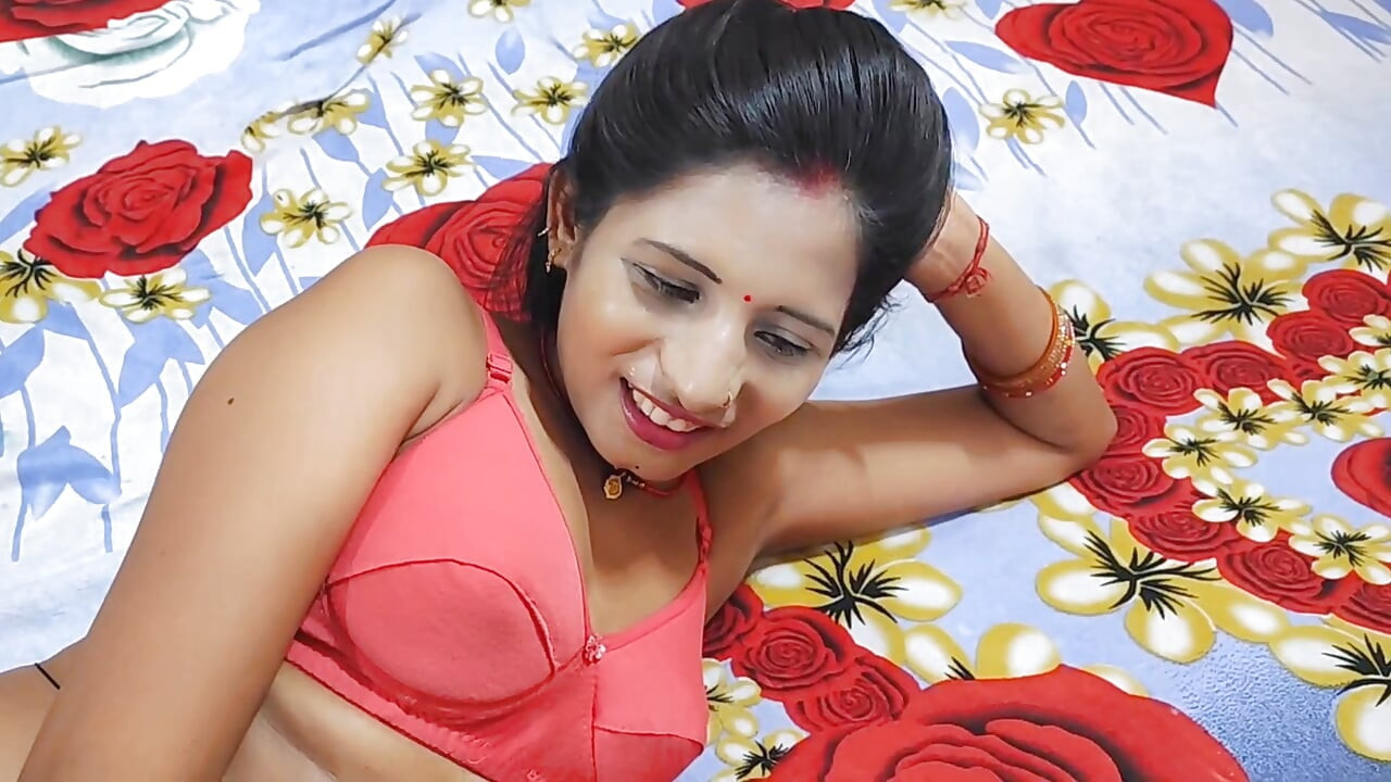 Painful anal. Housewife fucked hard in the ass in Hindi audio