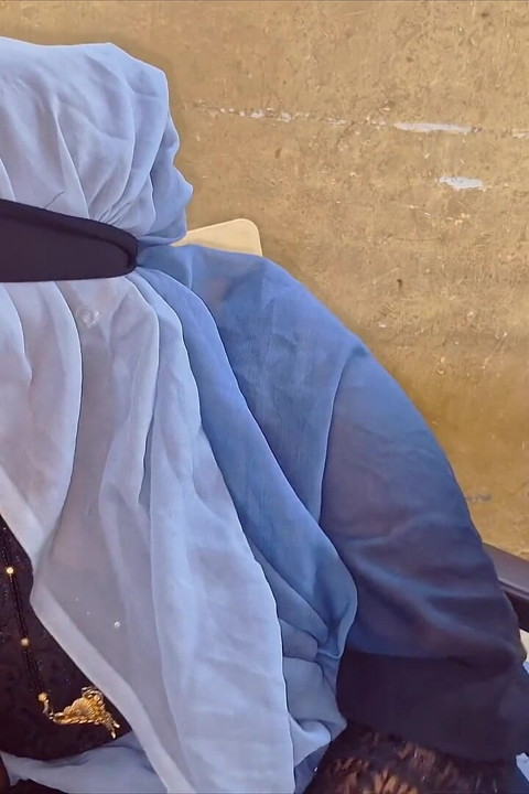 Part 1 - Hot Mami Got Suprise Blowjob