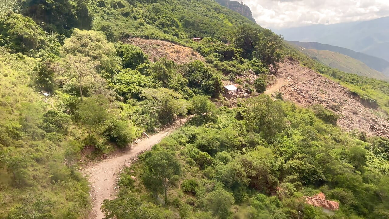 Blowjob And Fuck In The Cable Car In Colombia, Santander With A Very Horny Pregnant Woman