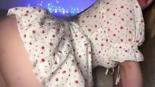 Jucielussie fingering anal and pussy