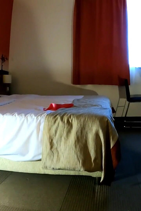 Amateur fit gym teacher Ana goes crazy and wild topless with hot pussy pictures in-camera in a hotel room