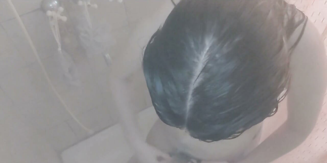洗濯をするカメラが見つめてくれ