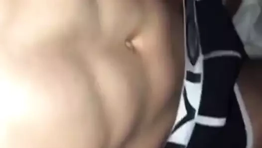 Alman iri parça nick vuruş onun horoz