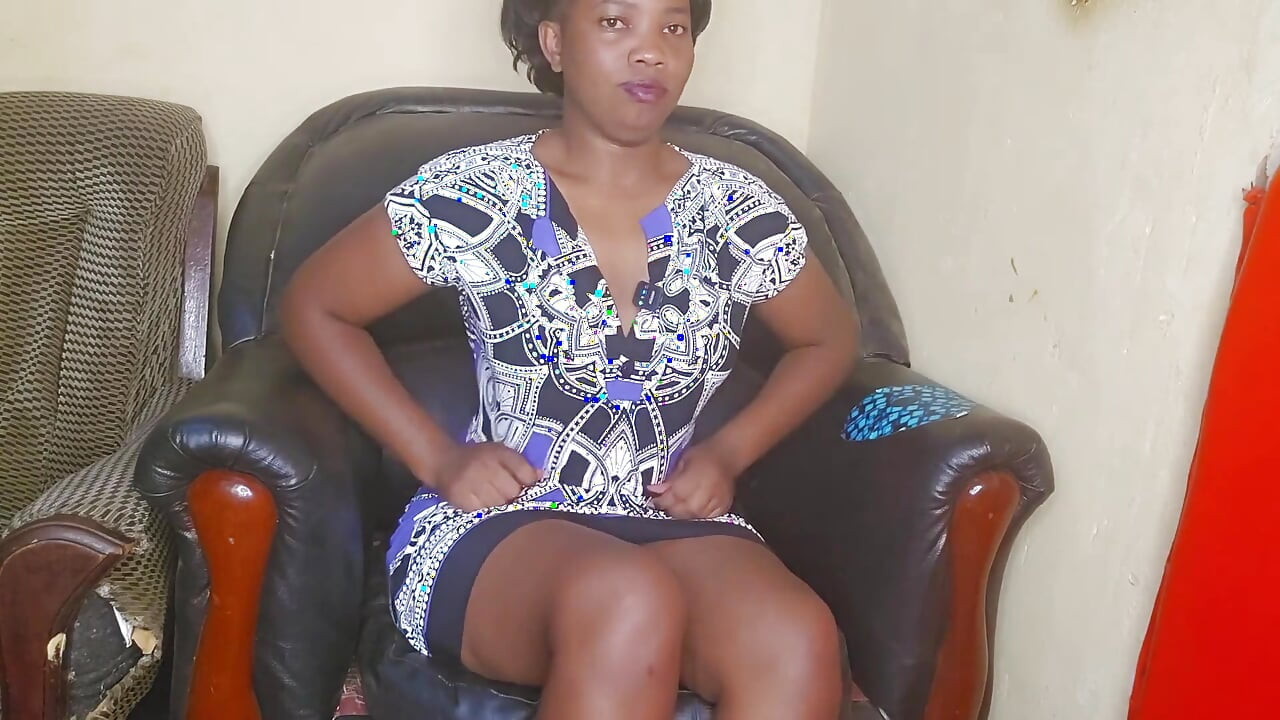 Fingering Her Slef She Feel Like She Is in the Heaven