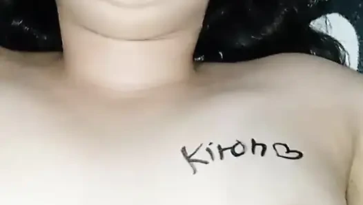 Horny lets me into her pussy 🥵