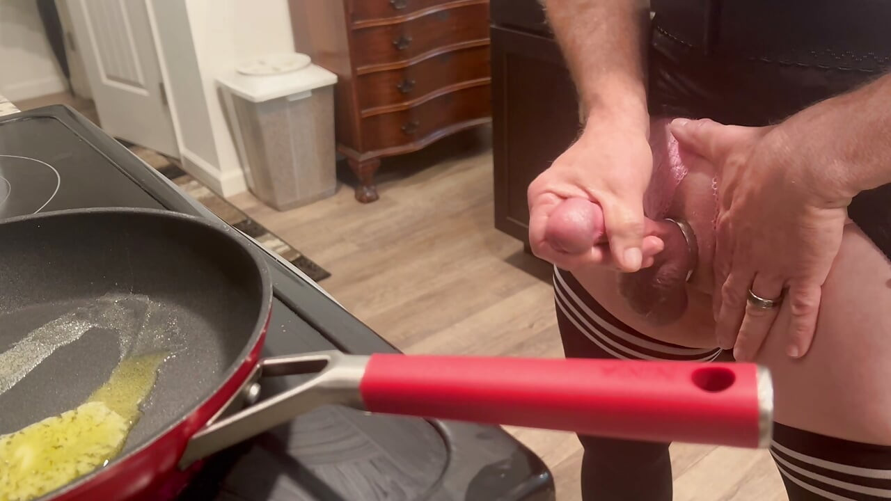 Eating cum