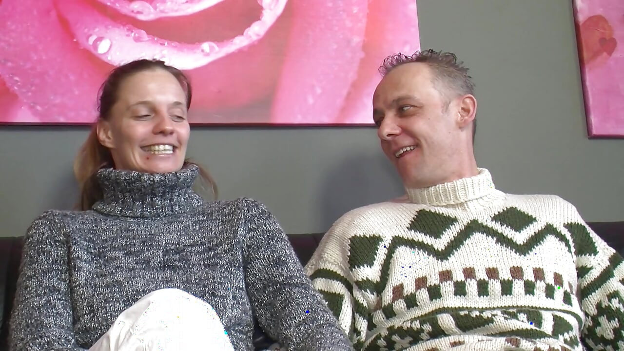 Horny Woman Sucks Two Cocks Alternately