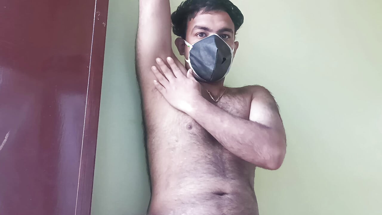 Desi Pandit man naakt