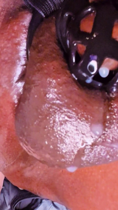 Leaky slut 3
