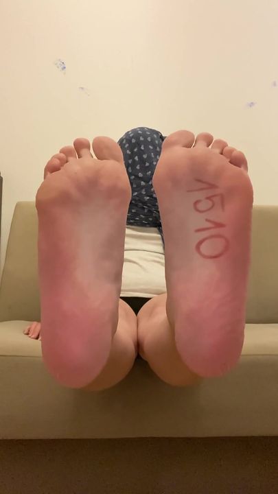 Show Feet