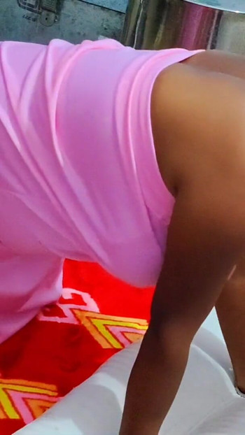 Ινδικό σεξ - Σέξι ταινίες της γυναίκας και του φίλου της κουνιάδας του χωριάτικου rickshaw | Κλιπ 3