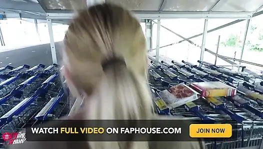 Küstah!! Garip adam beni halka açık şekilde sikiyor!!