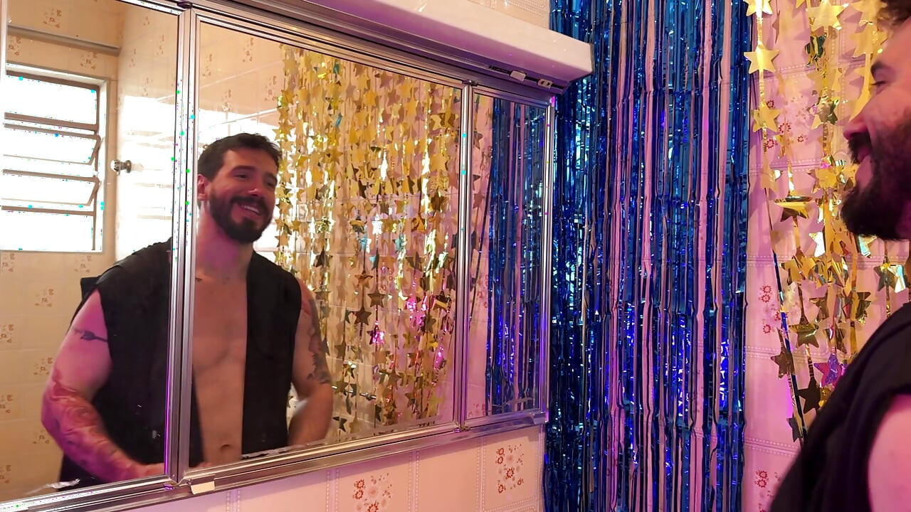 En El Baño Con La Rubia De Otro Mundo