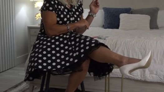 Lisa smoking VS120s in polka dot dress