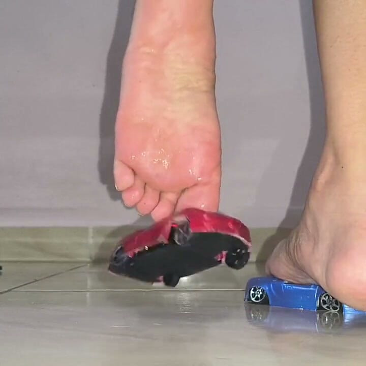 Crush Cars with Bare Feet