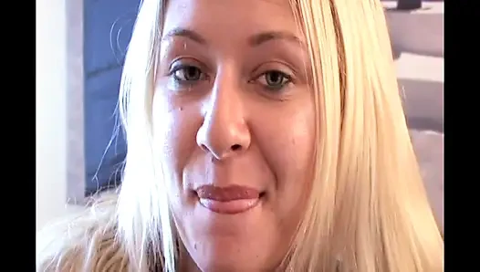 Blonde babe gets it good