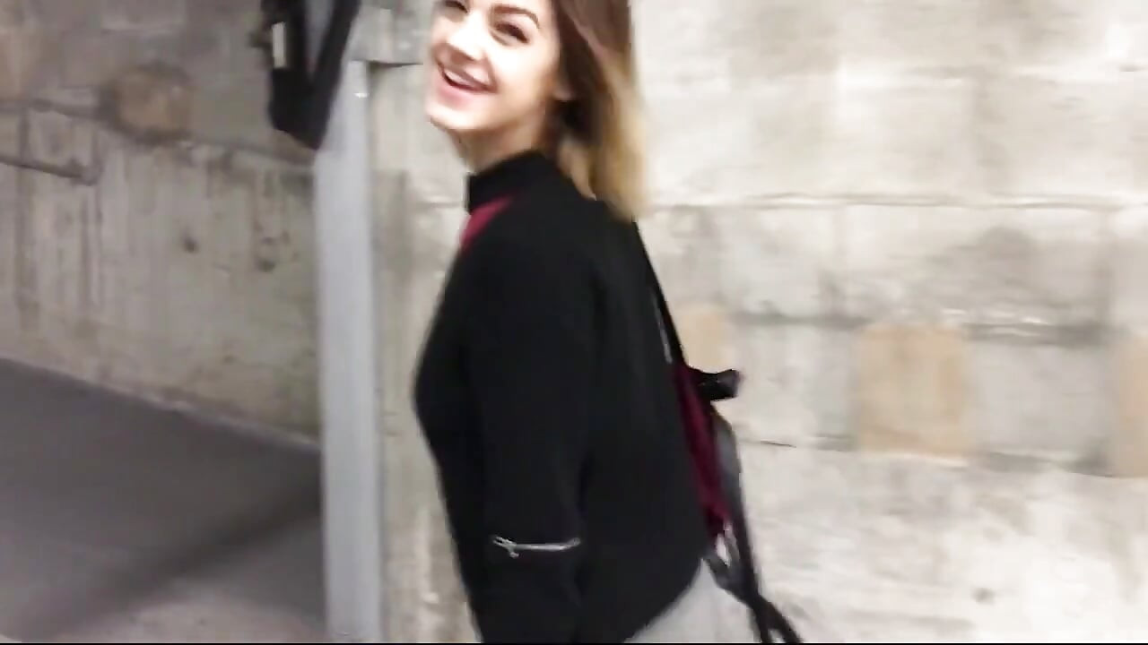 Risky Sloppy Car Horny Blowjob