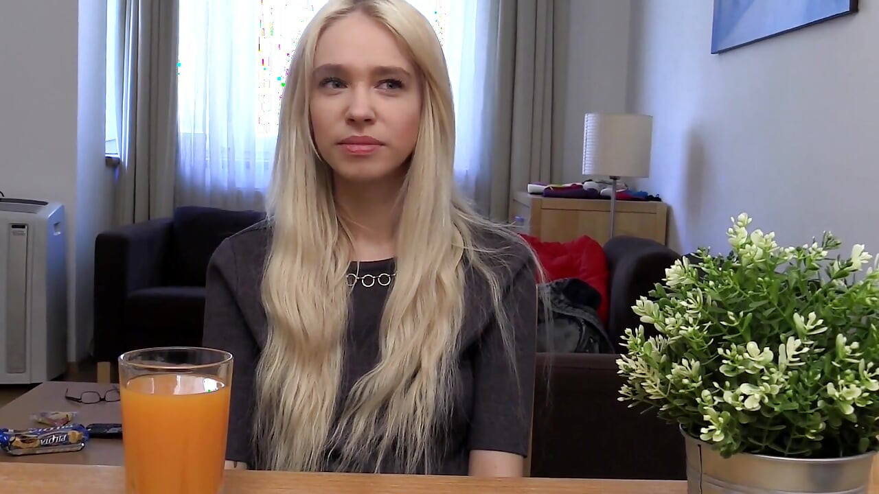 Seksi studentkinji treba novac- Intervju