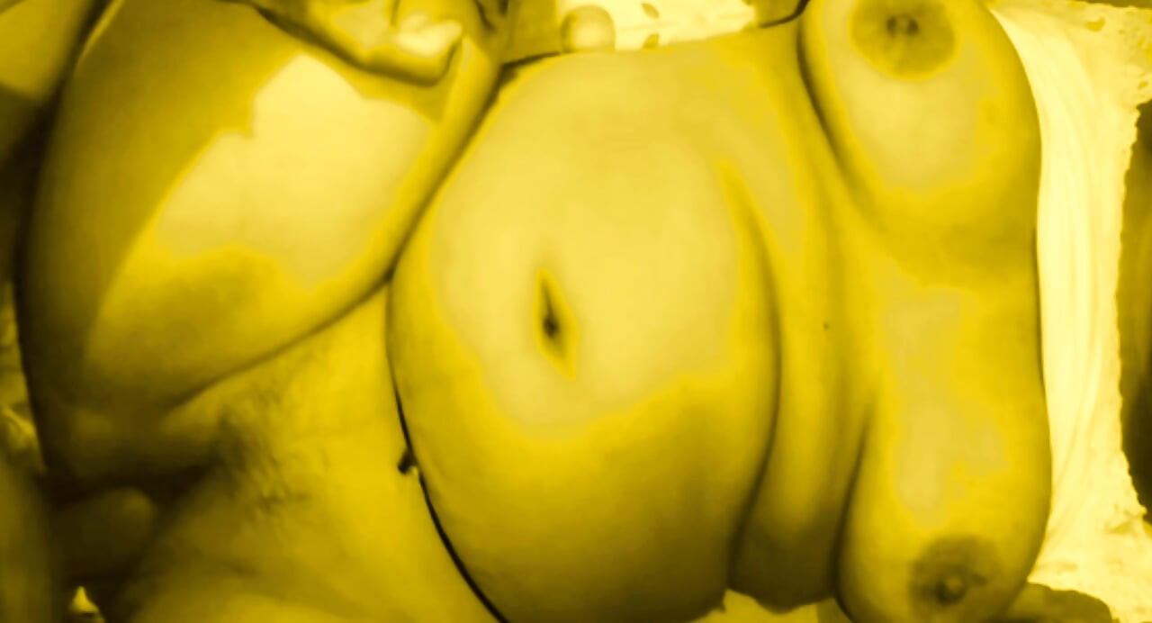 Teensex-Amazon bhabi mendominasi kontol besar gara-gara ngentot memek sangenya.