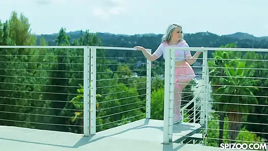 Yaramaz hatun Eva Nyx canavar yarakla sikiliyor