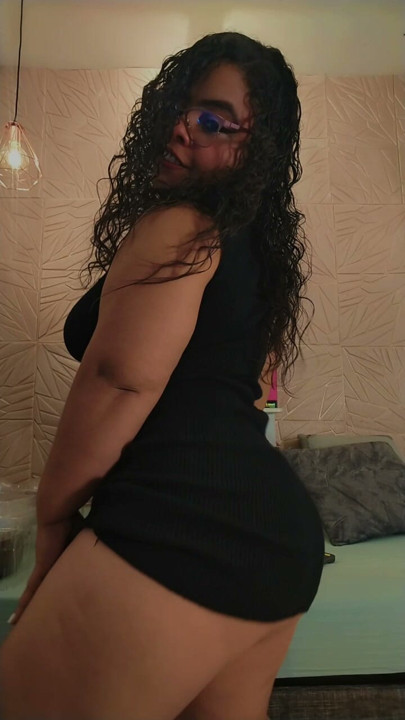 Kiss or dare?