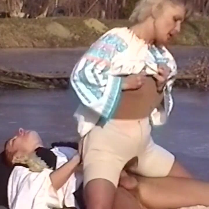 Ugly granny fucked outdoor