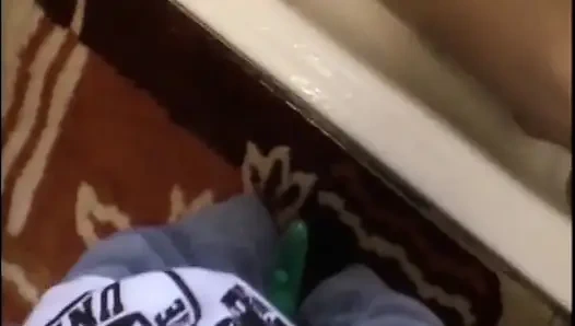 Yaramaz Kızlar Yarak Emiyor Ve Sert Sikişiyor