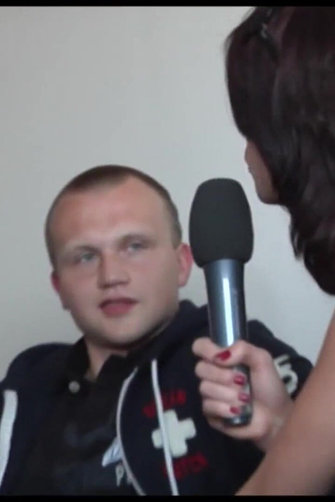 Blonde babe gets fucked by her partner after the interview