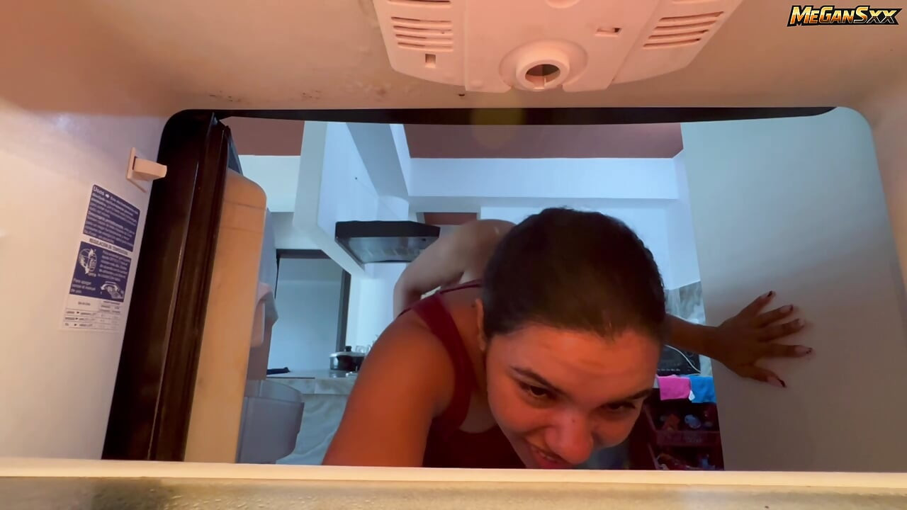 Stuck in the scrubber but they come to the rescue.