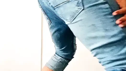 DANCING TO SENORITA