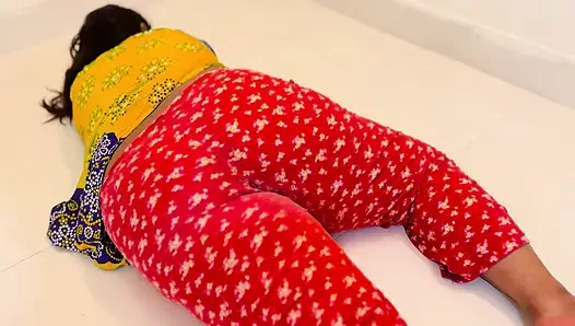 Desi heiße MILf-stiefmutter von stiefsohn gefickt - riesiger arschfick & hinter dir - riesiges sperma