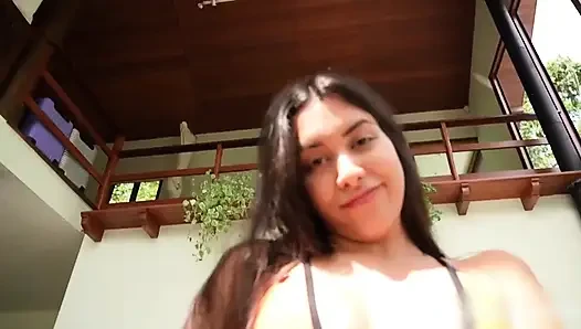 Seks anal ganas sama kontol besar dan pantat bahenol cewek aduhai!