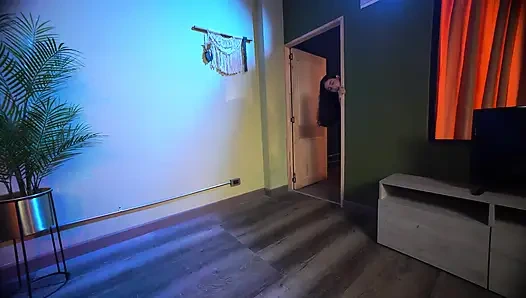 Шурин счастлив, когда сестра его жены осушает его досуха