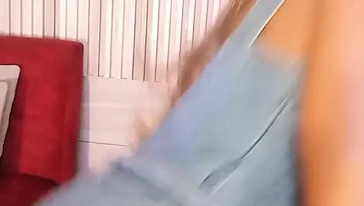 Aku mikirin kamu lagi bugil