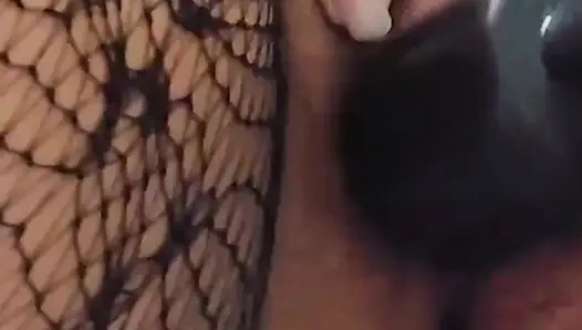 Meine muschi brennt heiß und ich kann nicht darauf warten, dass mein mann von der arbeit nach hause kommt