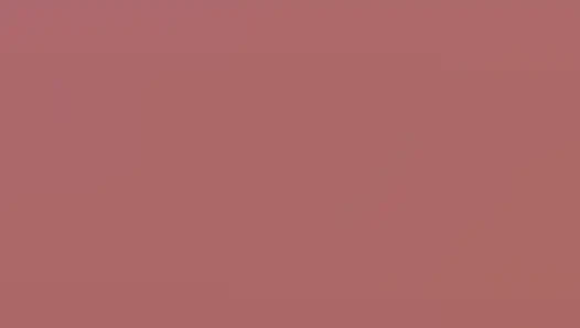 Брызгую и сливочную киску трахнул большой дилдо