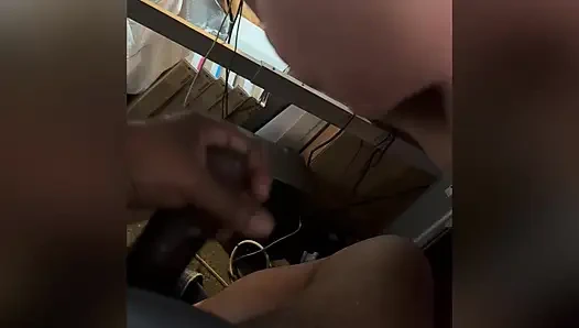 Dom ve küçük itaatkarı kamerada boşalıyor