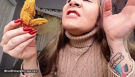 Miss Whitney Morgan: Fried Chicken Eating Asmr
