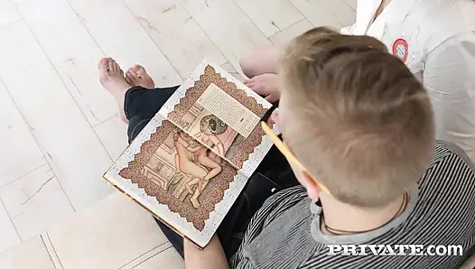 Lana si gadis remaja manis pertama kali