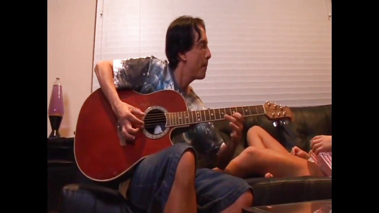 私の親友と彼女の義理の兄弟と!