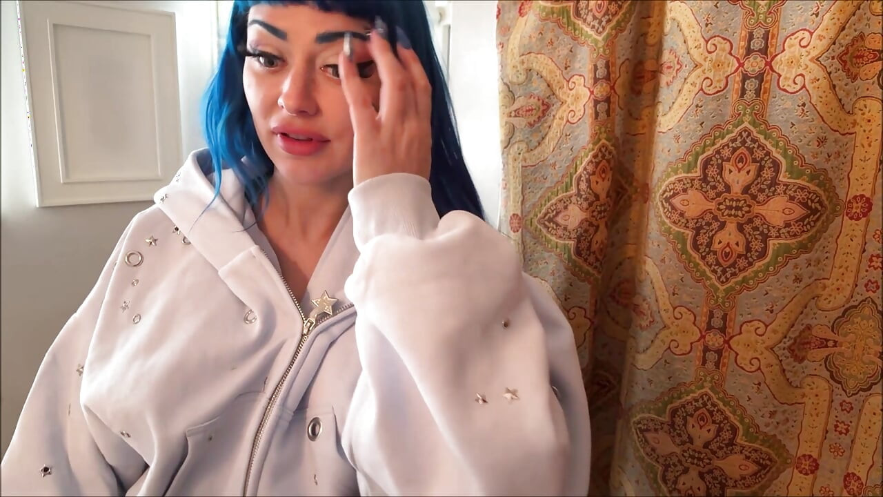 Step Sister Gives Secret Lap Dance - Jewelz Blu - Family Therapy - Alex Adams