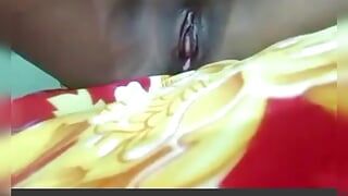Сексуальная деревенская жена дези чатне Laga, видео
