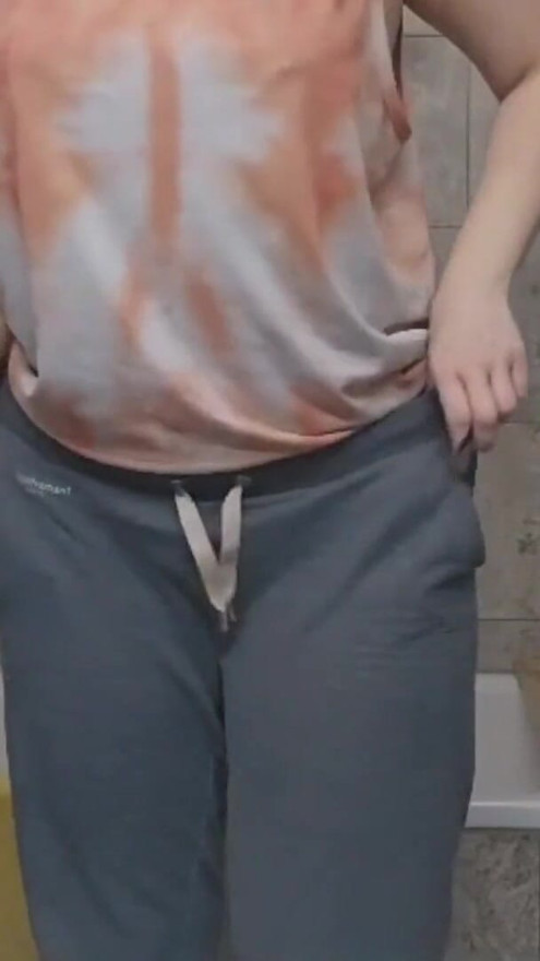 Undressing teen on repat in her bathroom | Clip 2