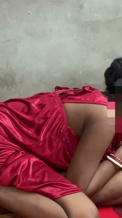 Yeni Kız Arkadaşım Nandini'yi Siktim - Hint Çiftler Hint Desi Bhabhi Anal Seks | Klip 1