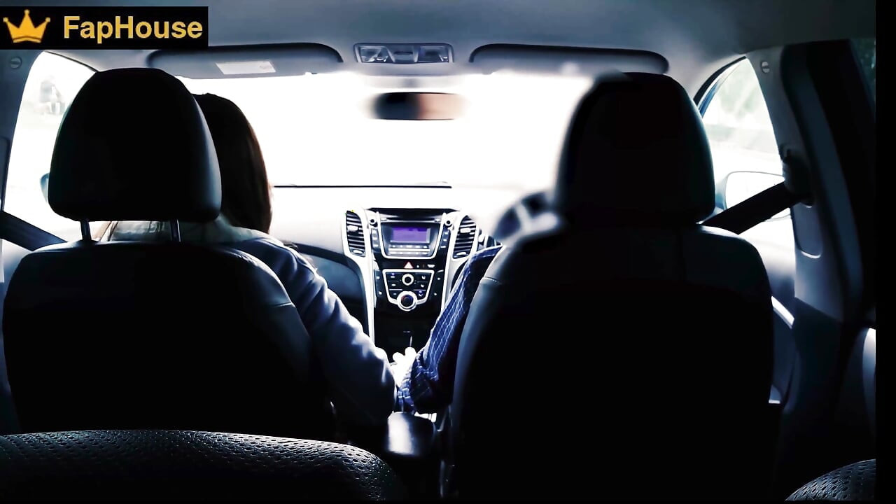 Ostrożność!! Pasierbica znów ssała penisa młodego ojczyma!