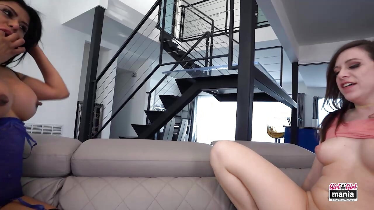 Shelby Paris и Kourtney Chase, горячее лесбийское удовольствие от киски! Девушка-мания