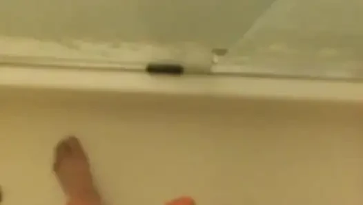 Onun daha büyük bir şeyle karşılaştırması artı anal